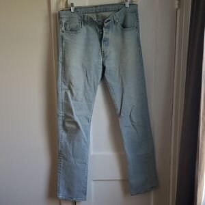 Levi's Men's Light Wash Straight Jeans